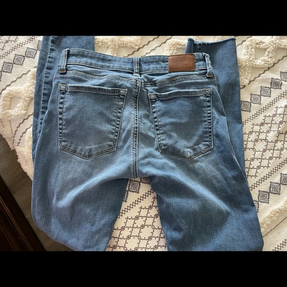 Lucky Brand Skinny Jeans - Picture 2 of 3